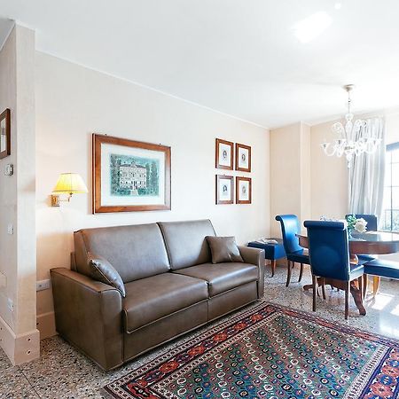 Deluxe Apartments Lagoon View Венеция Экстерьер фото