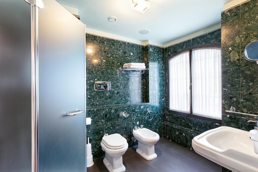 Deluxe Apartments Lagoon View Венеция Экстерьер фото