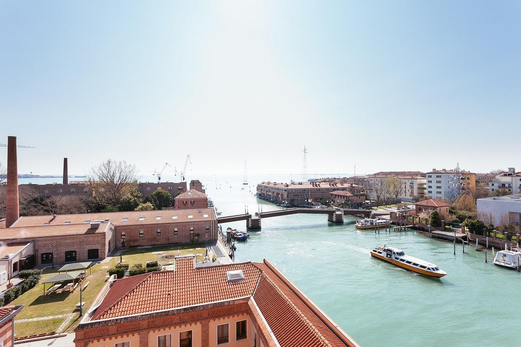 Deluxe Apartments Lagoon View Венеция Экстерьер фото